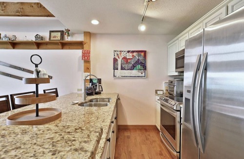 Ludlow House | Trailside Condo with Private Hot Tub and Gorgeous Views!
