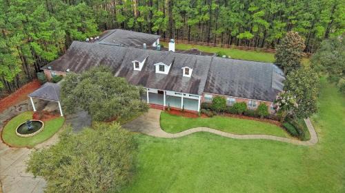 Grand Bay Apartment | Tranquil 1 BR Studio in Grand Bay - Oak & Fountain
