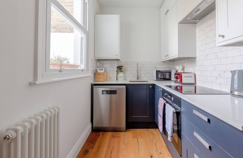 The Lane Apartment | Tranquil 1BD flat in Peckham