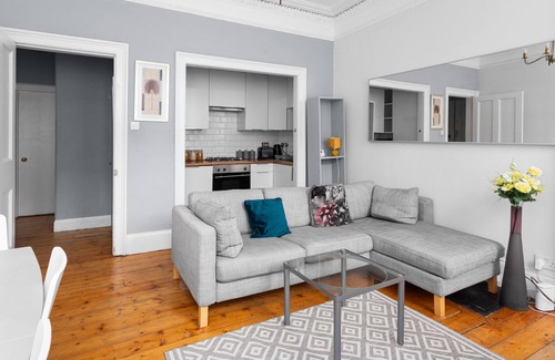 Leith Apartment | Tranquil 2 bed apartment Edinburgh