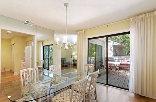 Sea Pines Villa | Tranquil 2BR Retreat with Scenic Lagoon Views