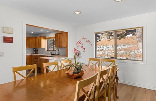 Incline Village Cabin | Tranquil Alpine Bliss