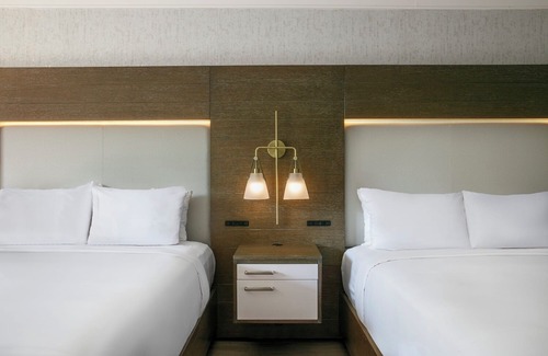 Palmetto Dunes Hotel | Tranquil Beachside Retreat on Hilton Head! With Pools & Spa, Shuttle Service!