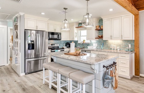 Freeport House | Tranquil beach home with amazing water views, fast WiFi, furnished deck & AC