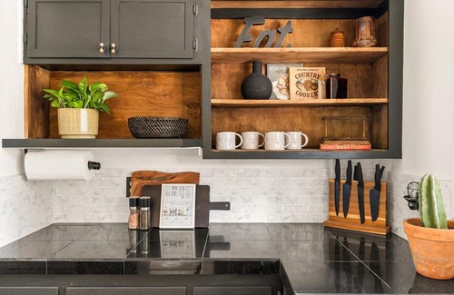 Yucca Valley House | Tranquil Gardens Soaking Pool Ember Stone