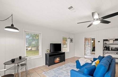 Ingram House | Tranquil Hill Country Getaway -River Access, Pet-Friendly