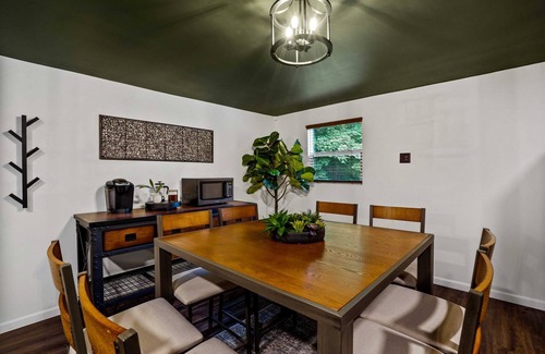 South Bloomingville Cabin | Tranquil Hocking Hills Cabin For 8: Hot Tub, Games