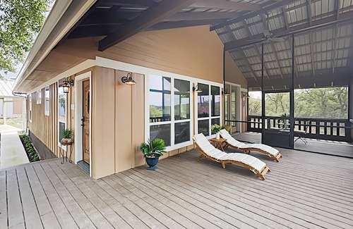 Dripping Springs Cabin | Tranquil “Interlude Cottage” on 20 Acres w/ Seasonal Creek