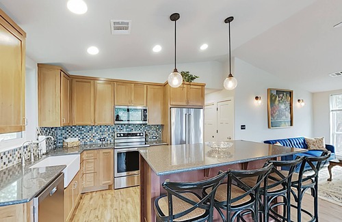 Dripping Springs Cabin | Tranquil “Interlude Cottage” on 20 Acres w/ Seasonal Creek