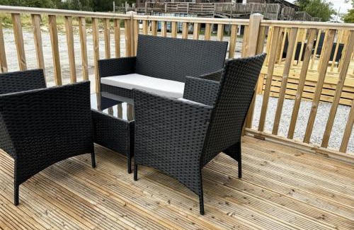 Wesham House | Tranquil Lodge 2 Bed Sleeps 4 Free Parking