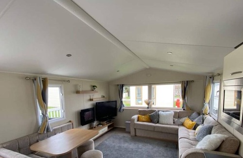 Blackpool Cabin | Tranquil Lodge Retreat in Blackpool