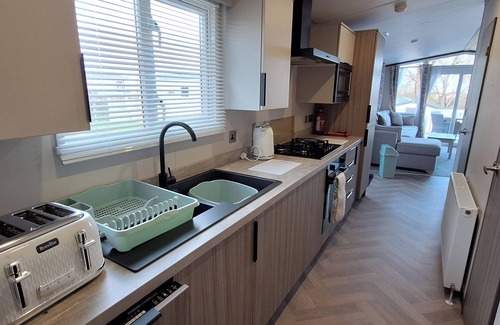 Paignton Cabin | Tranquil Lodge Retreat in Paignton