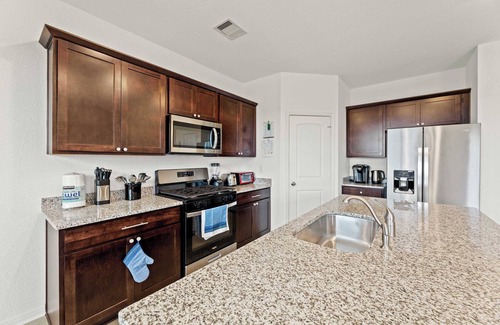 Georgetown House | Tranquil Oak Garden On Baum Dr #42168
