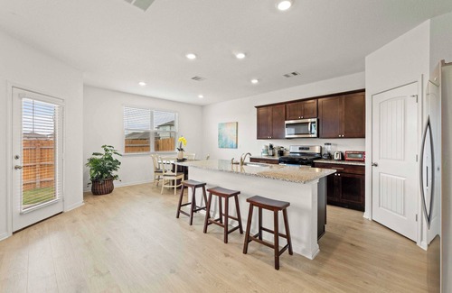 Georgetown House | Tranquil Oak Garden On Baum Dr #42168