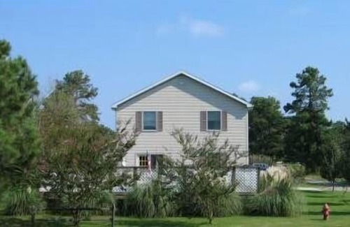 Chincoteague House | Tranquil Pool - Single Family Home - Close to Town