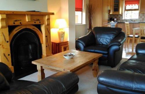 Kenmare House | Tranquil sea view in Kenmare