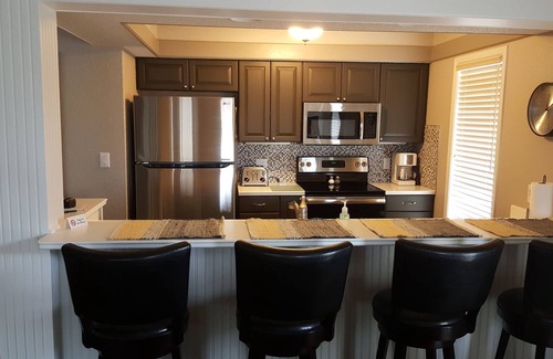 Osage Beach House | "Tranquil Timbers" at Tan Tar A with Hot Tub!