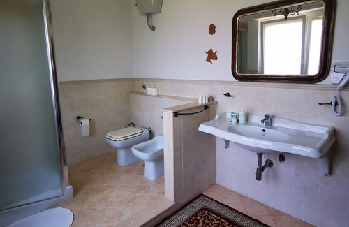Trani Bed & Breakfast | Tranquility and relaxation in a villa surrounded by greenery in Trani