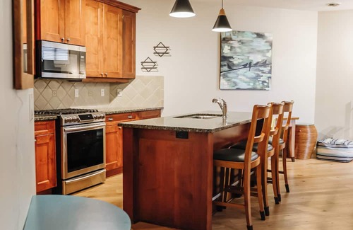 Westbank Condo | Tranquility Cove - Barona Beach Condo