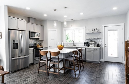 Hendersonville House | Tranquility in the Trees, Downtown Hendersonville