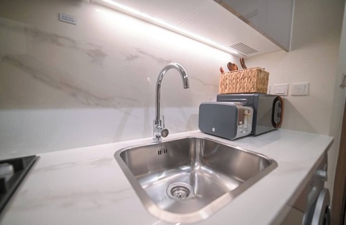 Nad Al Sheba Apartment | Travel Friendly Small Studio in the Heart of Dubai