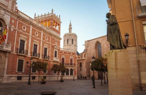 Campanar Apartment | Travel Habitat Nou Mestalla Suites