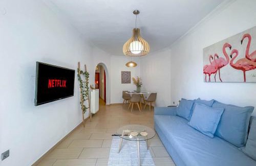 Old Town Apartment | Traveler Home 85m2 Private Parking Next to Center