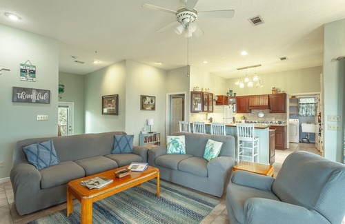Alligator Point House | "Traveler's Rest", A Gulf front beach home on private lot with fire pit under the stars!