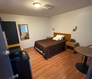 Elko Hotel | Travelers Motel