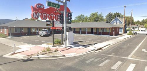 Elko Hotel | Travelers Motel