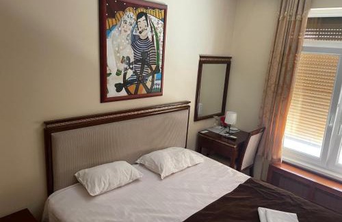 Skadarlija House | Traveling Actor
