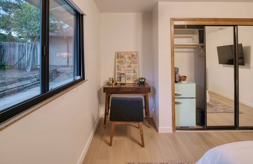 Roseville House | Traveling Professionals! Quiet Retreat with Private Pool Close to Hospitals...