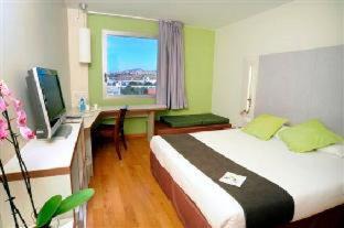 Cornella de Llobregat Hotel | Travelodge BCN Cornella Fira