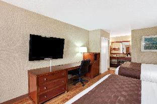 Clarkdale Hotel | Travelodge by Wyndham Culver City