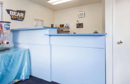 Clear Lake Hotel | Travelodge by Wyndham Clearlake