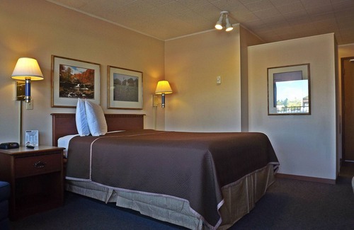 Kalispell Hotel | Travelodge by Wyndham Kalispell