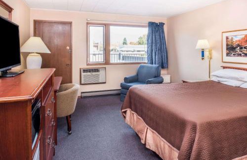 Kalispell Hotel | Travelodge by Wyndham Kalispell