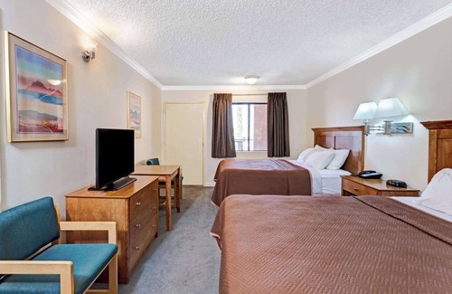 Lamanda Park Hotel | Travelodge by Wyndham Pasadena Central
