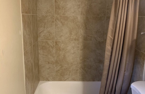 Las Vegas Strip House | Treasure is a very cozy,comfortable and modernly decorated unit.