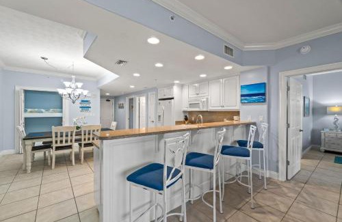 Lower Grand Lagoon Apartment | Treasure Island #0110