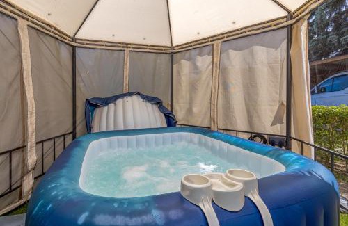 Balatonrendes House | Treasure Of The Past With Whirlpool - Happy Rentals