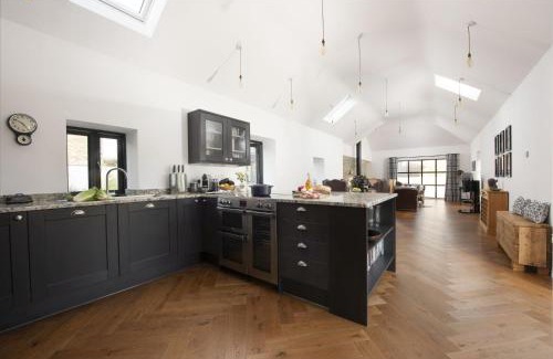 Treator House | Trebyre
