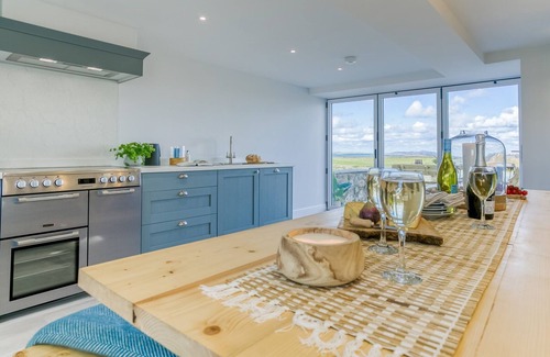 Ty Croes Cottage | Trecastell - sleeps 8 guests in 4 bedrooms