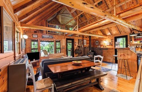 Rangeley Plantation House | Tree House - Waterfront home situated in a quiet cove looking at Toothaker Island