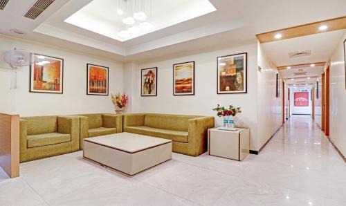 South West Hotel | Treebo Galaxy Rooms
