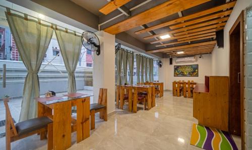 Sualkuchi Hotel | Treebo Kashvijoy, 7 Km From Kamakhya Temple