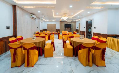 Bhopal Hotel | Treebo Lake City