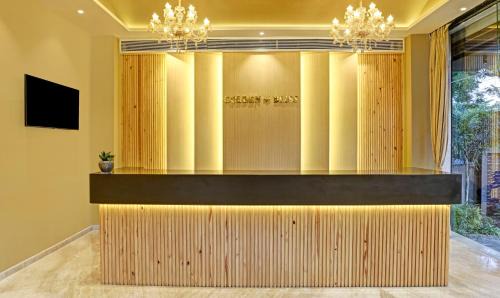 Nagpur Hotel | Treebo Premium Golden Bliss Trimurti Nagar Square