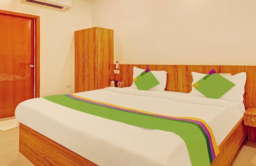 Gomti Nagar House | Treebo Silver Stallion