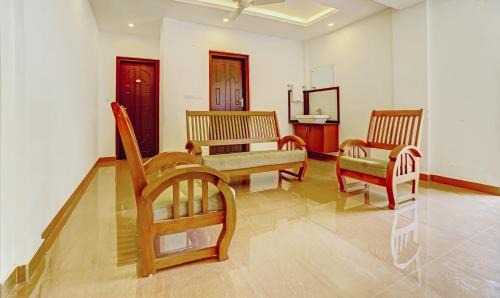 Udumbanchola Hotel | Treebo Wanderlust Residency With Mountain View